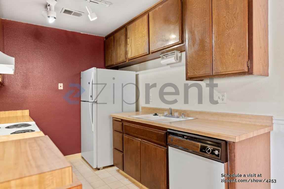 247 N Capitol Ave #234 - Photo 7 of 16