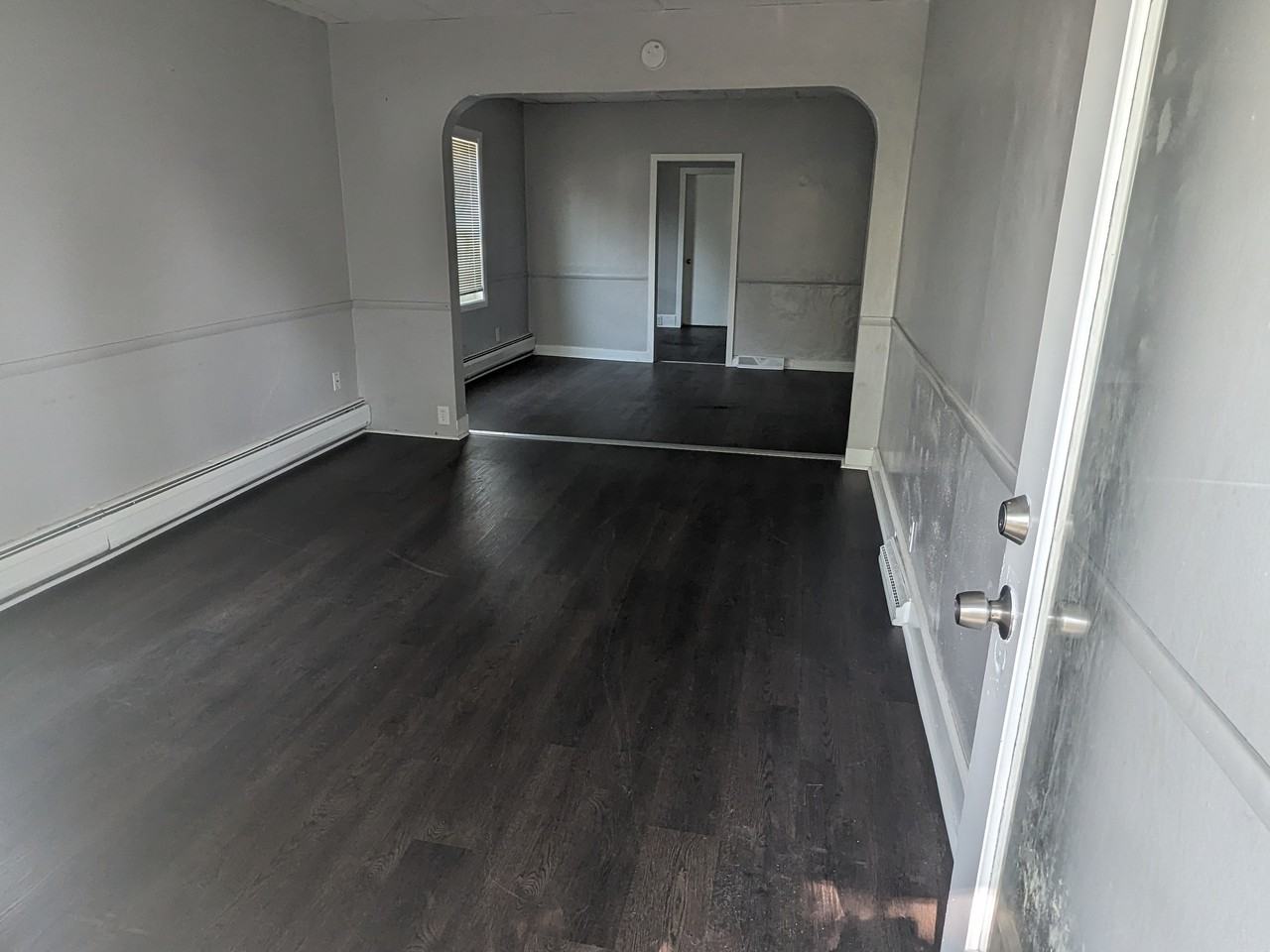 111 Center St - Photo 6 of 14