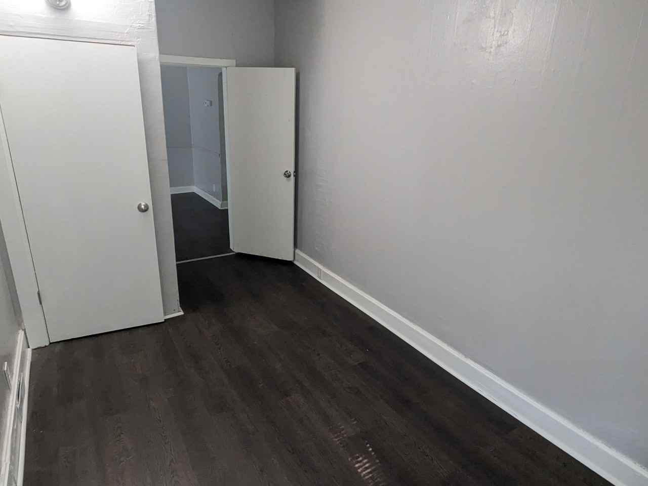 111 Center St - Photo 2 of 14