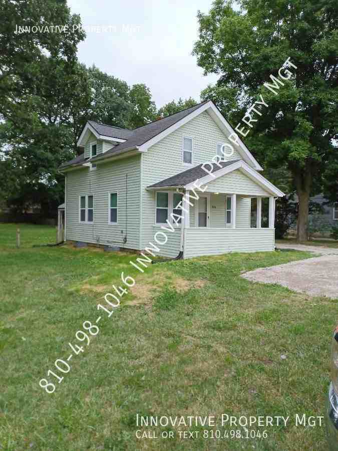 3030 N Center Rd - Photo 3 of 23