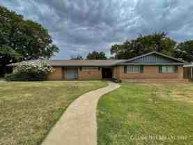 4628 30th St - Photo 1 of 1
