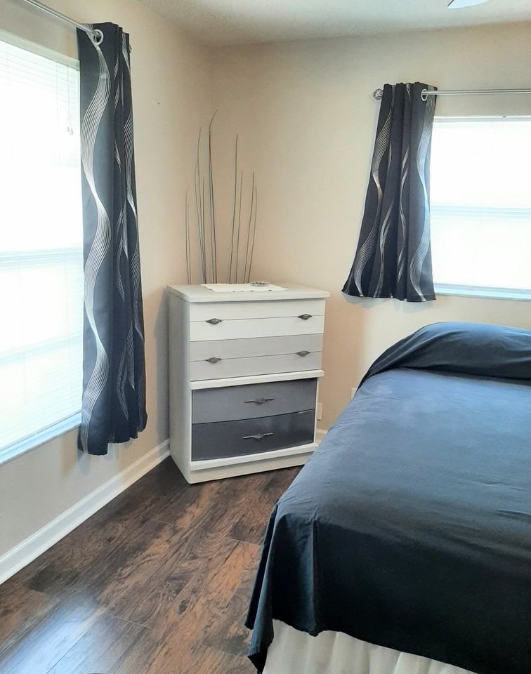 1426 Se 12th Ter #NA - Photo 3 of 37