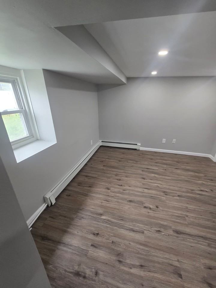 205 Shaw St #B - Photo 4 of 7