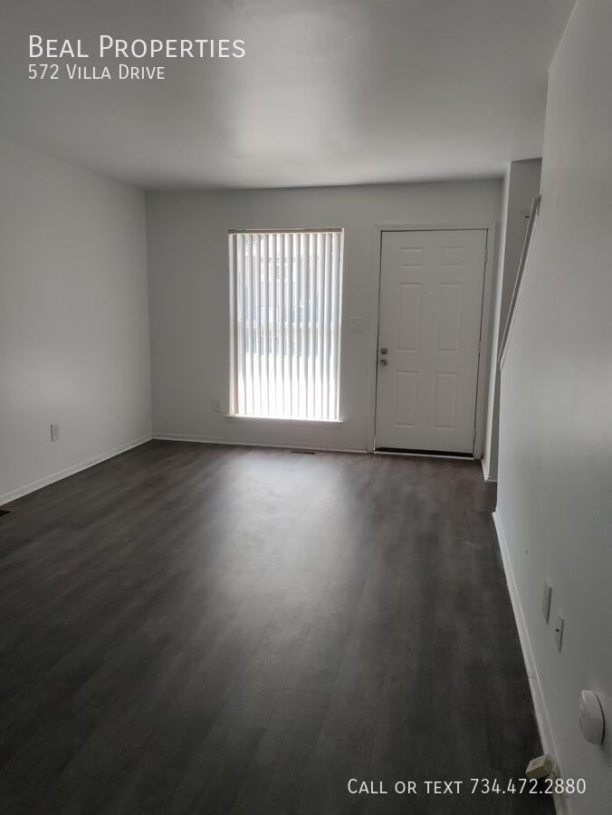 572 Villa Dr - Photo 3 of 9