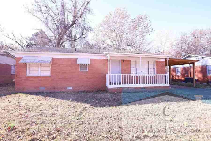 1207 Holly St - Photo 2 of 23