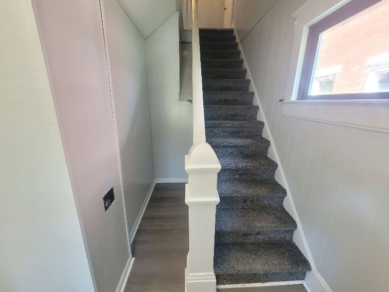 120 N Wiley St #2 - Photo 3 of 13