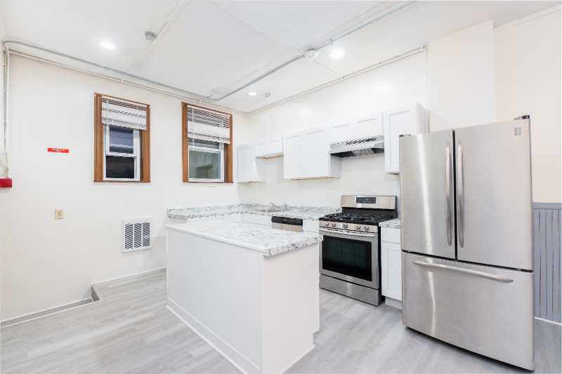 317 Branch Ave #1A - Photo 2 of 10