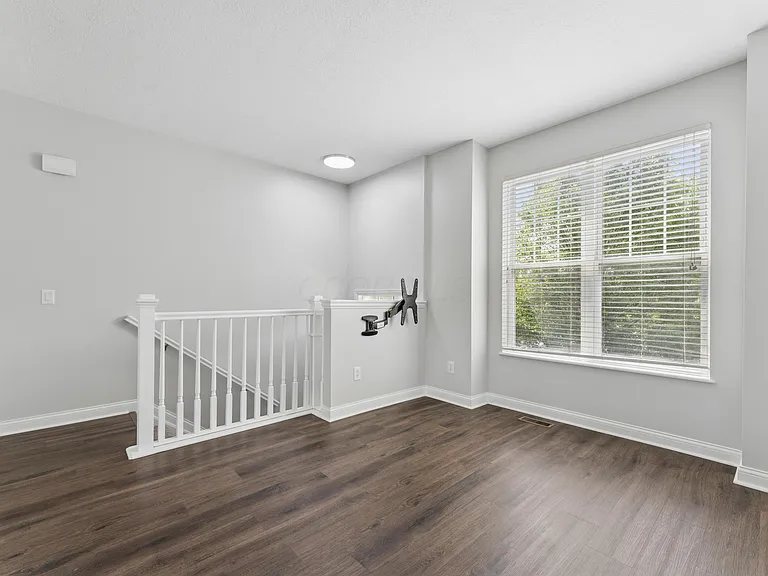 4136 Cambron Dr - Photo 2 of 6