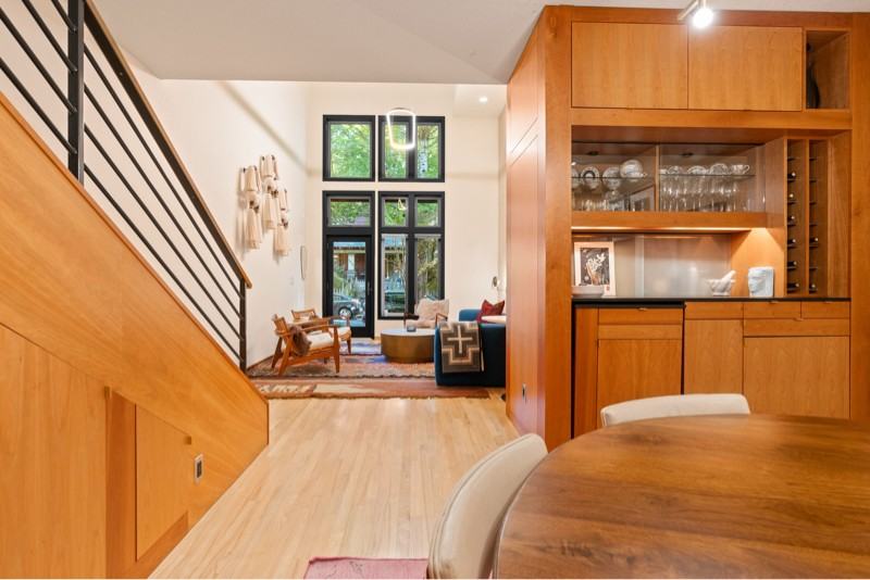 1415 Ne 17th Ave - Photo 3 of 19