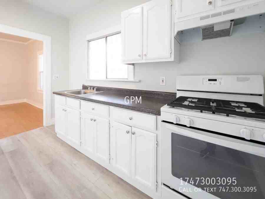 1842 1/2 Glendale Blvd #2 - Photo 6 of 12