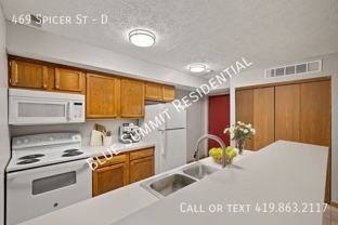 469 Spicer St #D - Photo 1 of 1