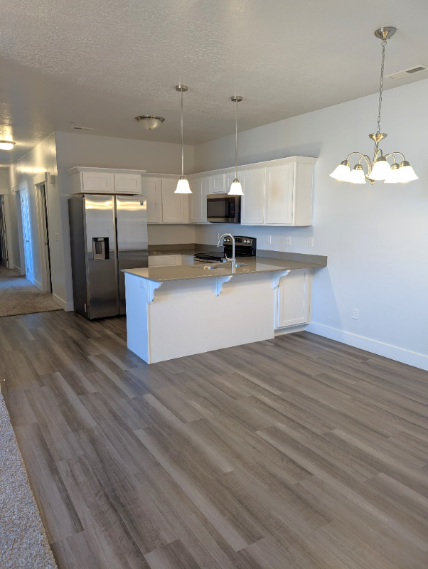 701 Nw #X201 - Photo 2 of 34