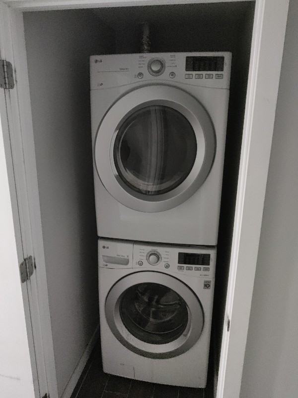 1625 Fontain Street #A - Photo 7 of 9