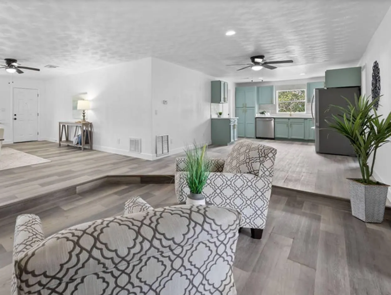 814 Hall St #3 - Photo 2 of 6