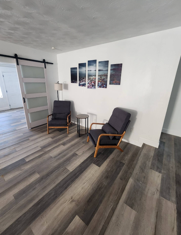 814 Hall St #3 - Photo 6 of 6