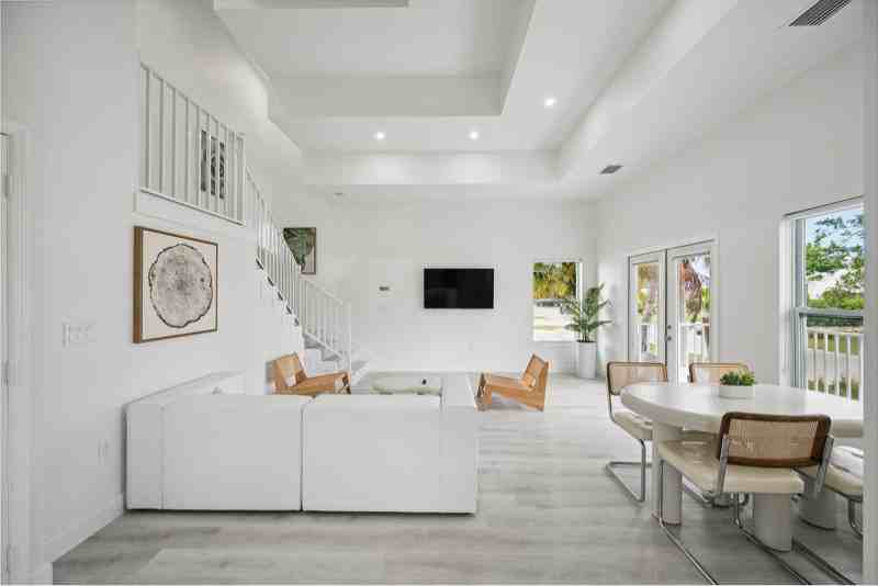 3204 Karen Dr #1 - Photo 5 of 20