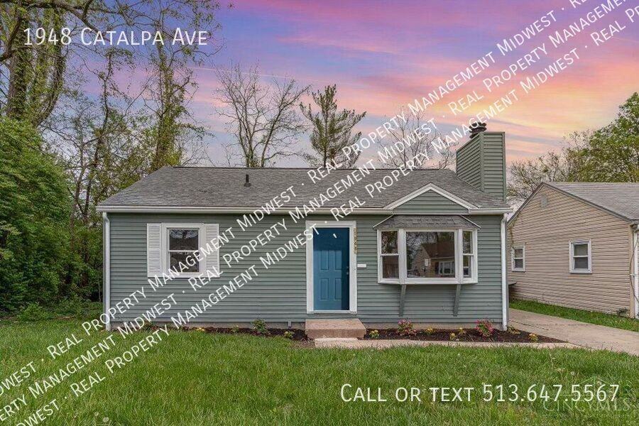 1948 Catalpa Ave - Photo 2 of 14