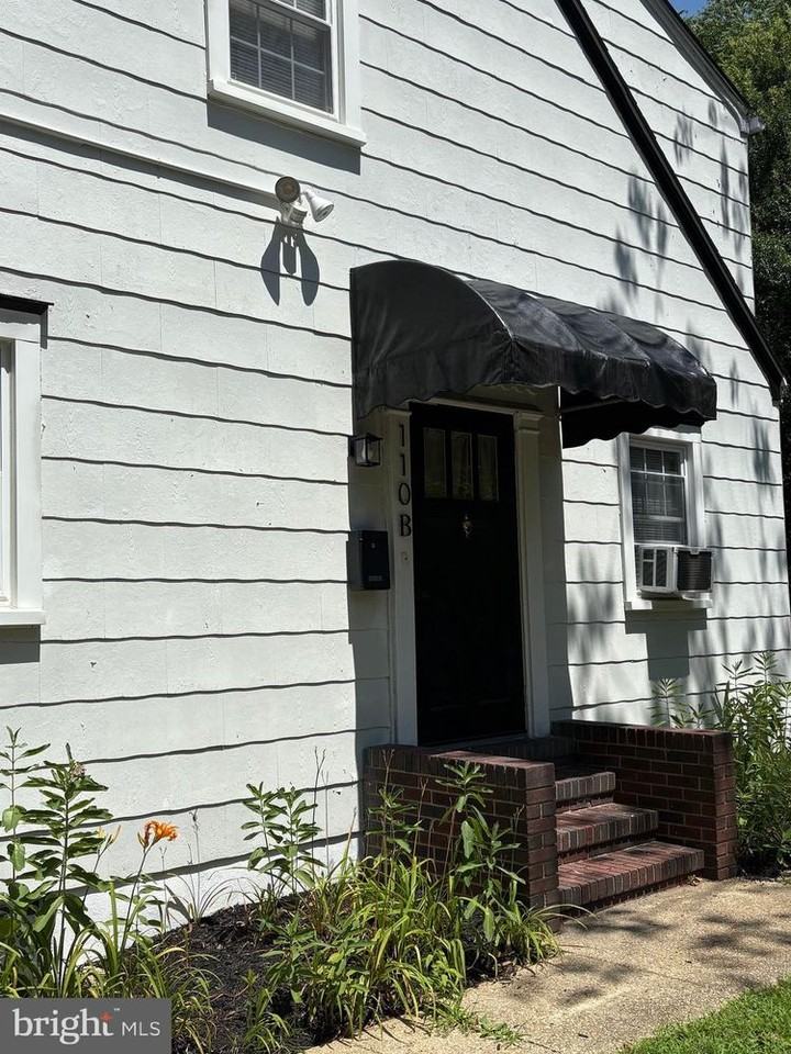 110 Hillcrest Ave #B2B2 - Photo 3 of 26