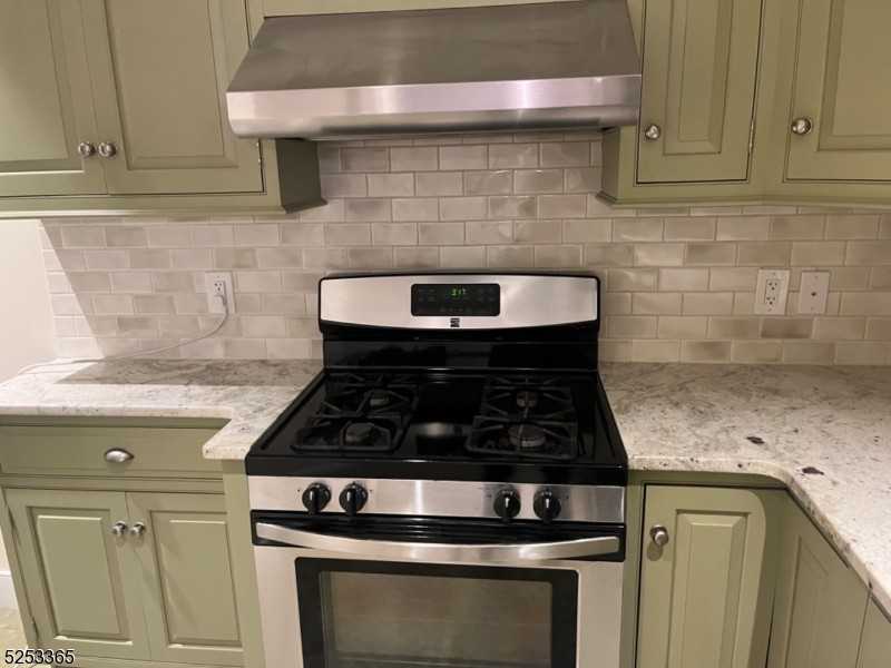 2 Hope Hill Farm Ln #2 - Photo 2 of 8