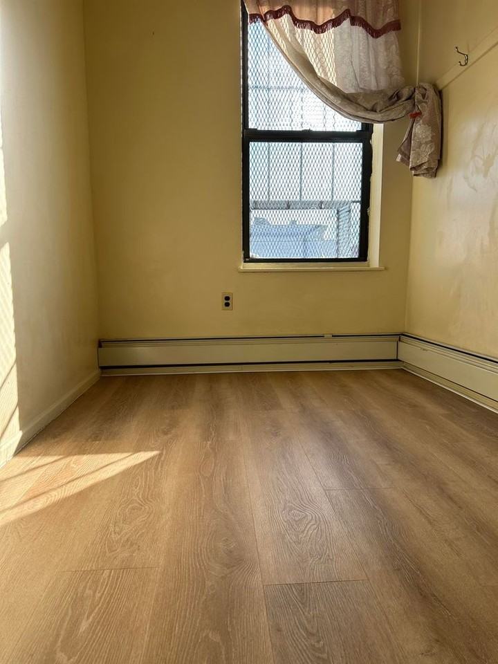 161 Monticello Ave #2-2 - Photo 3 of 13