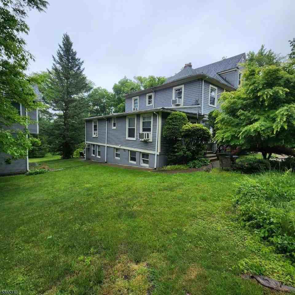 1283 Valley Rd #6-6 - Photo 2 of 18