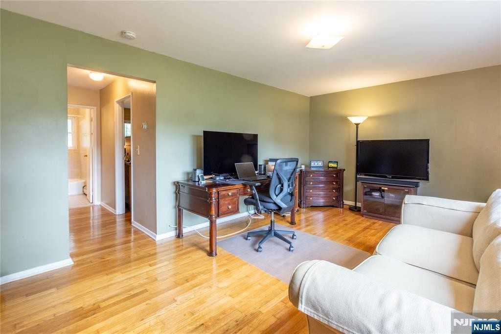 108 Regency Park #108 - Photo 3 of 8