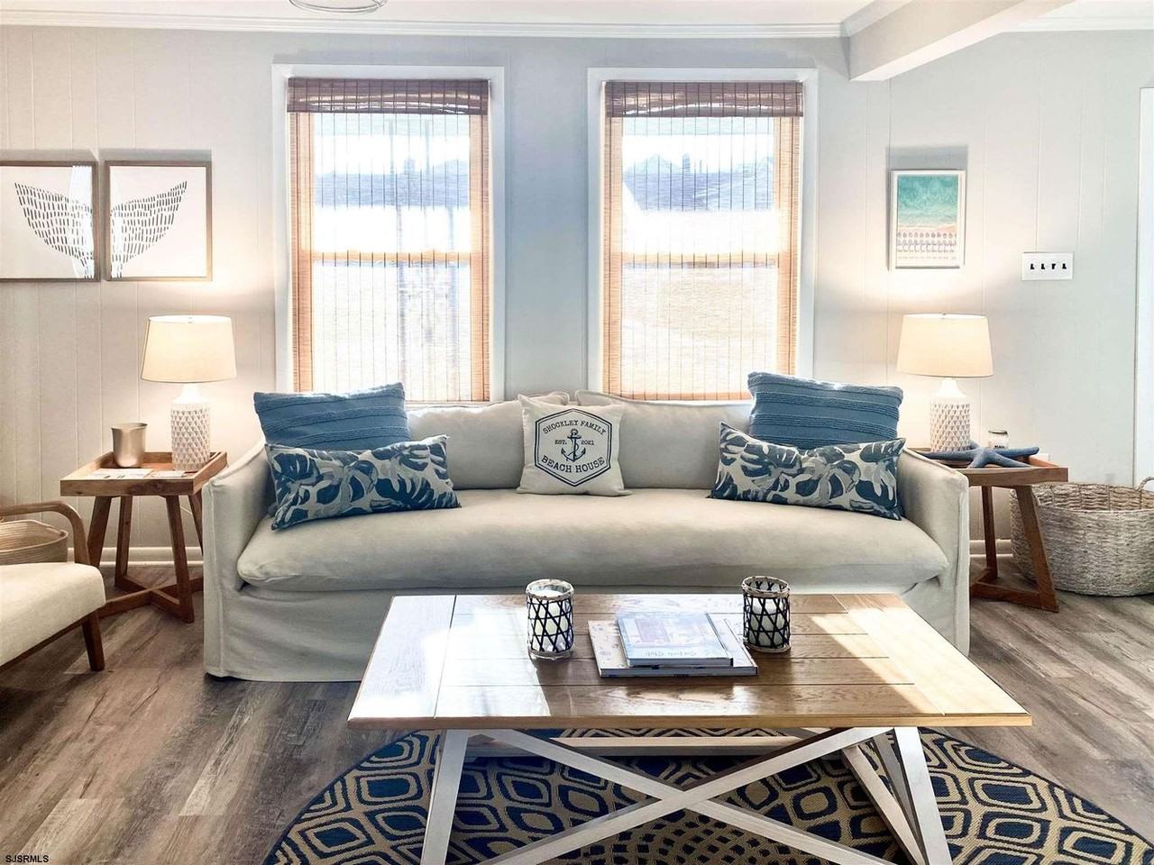 107 N Newark Ave - Photo 2 of 17