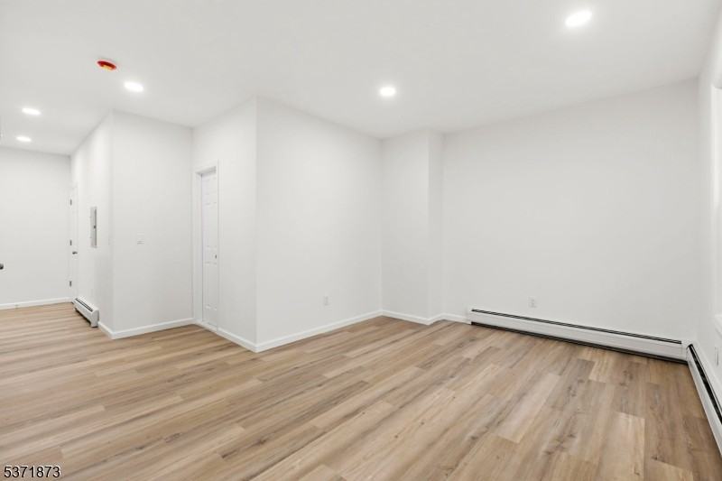 325 N 7th St #1-1 - Photo 3 of 8