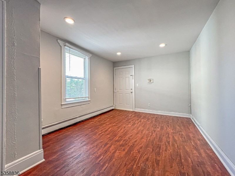 14 W Somerset St #6B6B - Photo 3 of 13