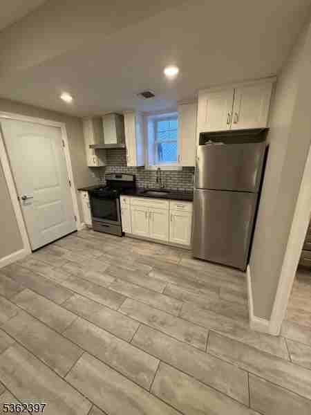 108 4th Ave #108 - Photo 3 of 10