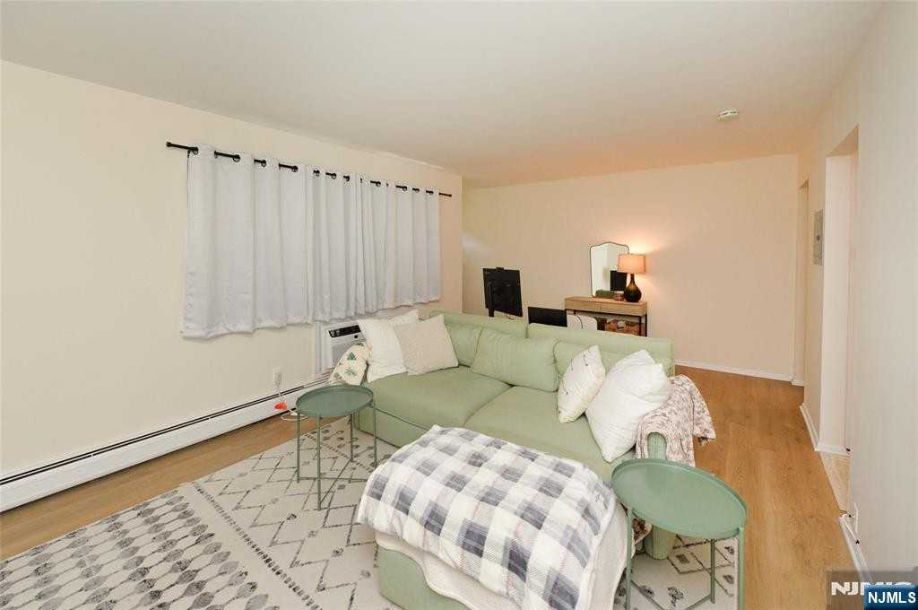 128 Regency Park #128 - Photo 3 of 11