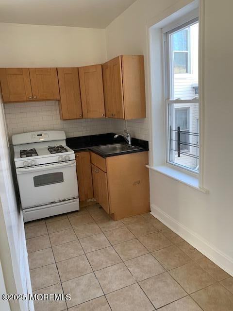 40 Booraem Ave #21-21 - Photo 2 of 10