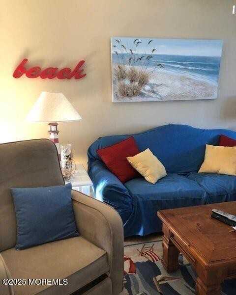 22 E End Ave #22 - Photo 3 of 9