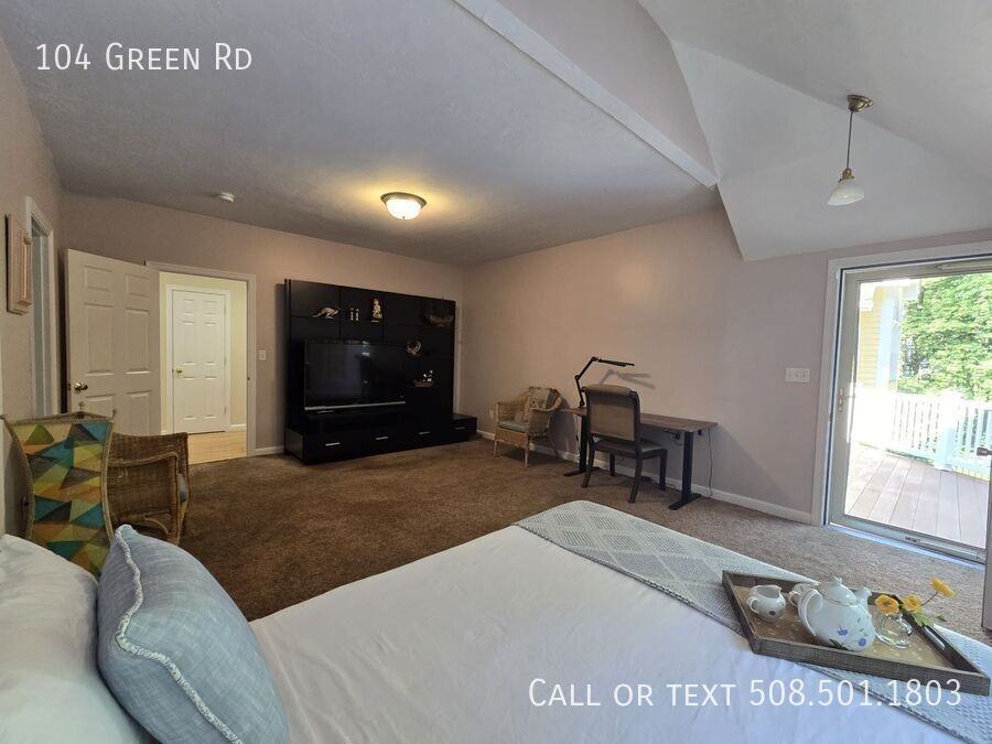 104 Green Rd - Photo 3 of 17