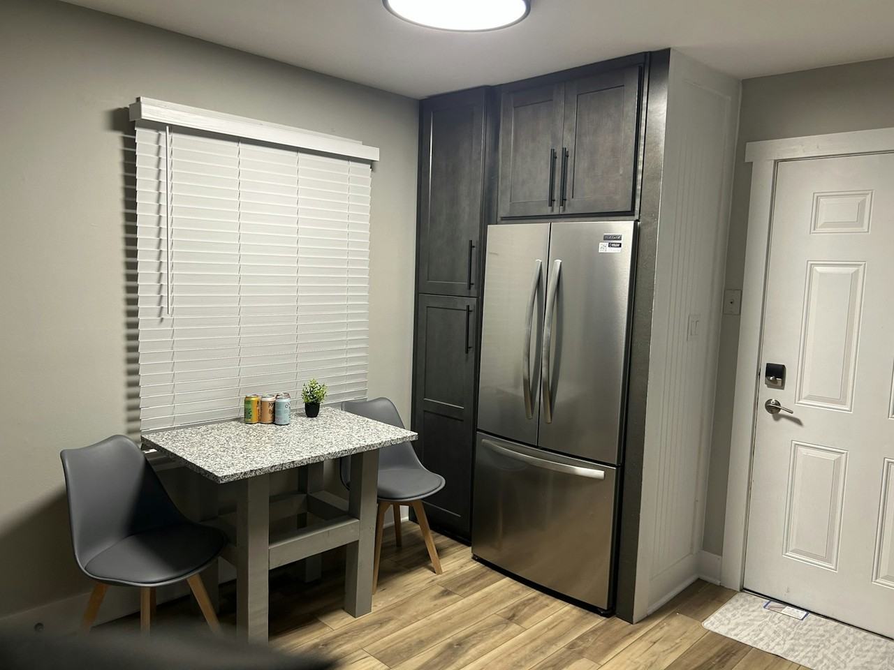 1425 Brentwood Dr - Photo 2 of 16