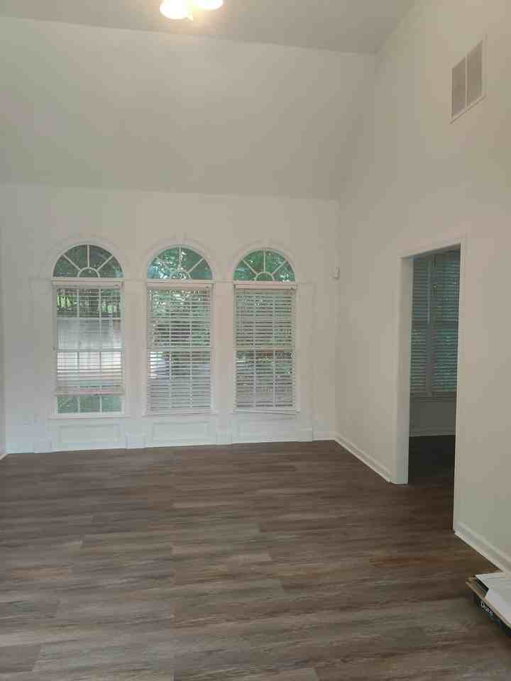 6806 Lombard Court - Photo 6 of 19