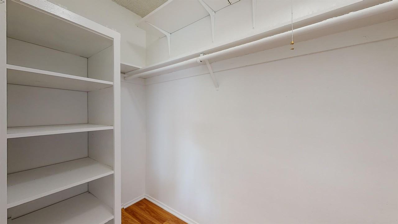 1311 Venice Boulevard - Photo 6 of 14