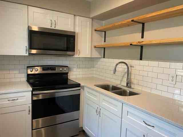 311 S Brown Ave #5 (NEW) - Photo 2 of 14