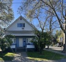 featured image of 249 W 11th St