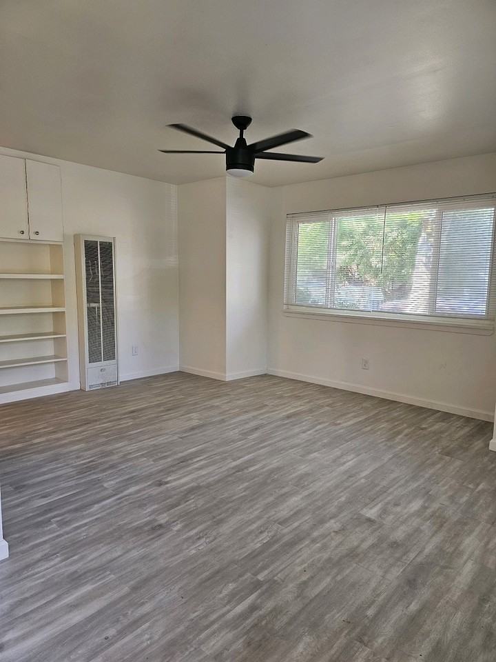 249 West 11th Street - Photo 2 of 20