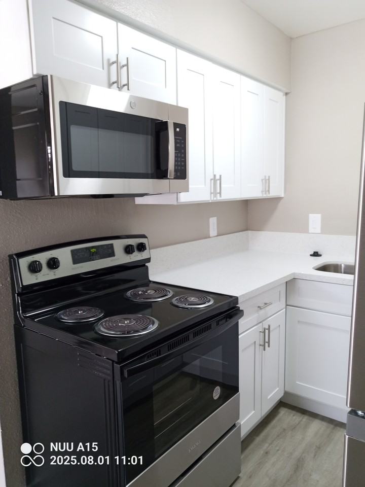 301 Orland Street - Photo 3 of 34