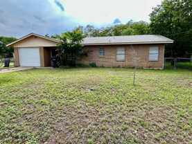 508 S Pear St - Photo 1 of 1