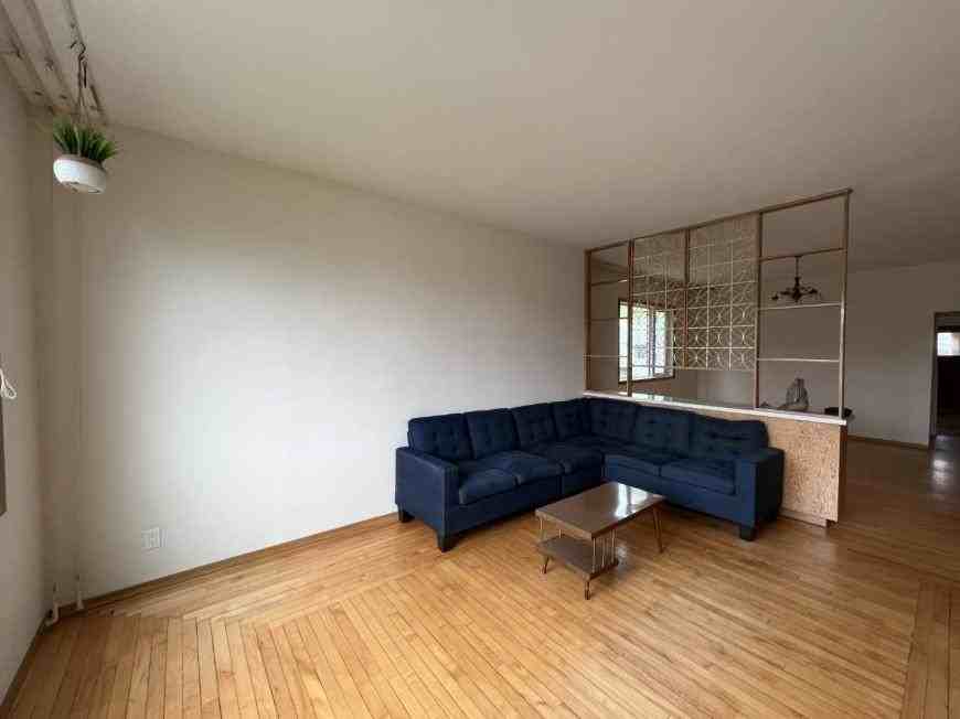 368 Dufferin St Fl Unit #Unit - Photo 2 of 10