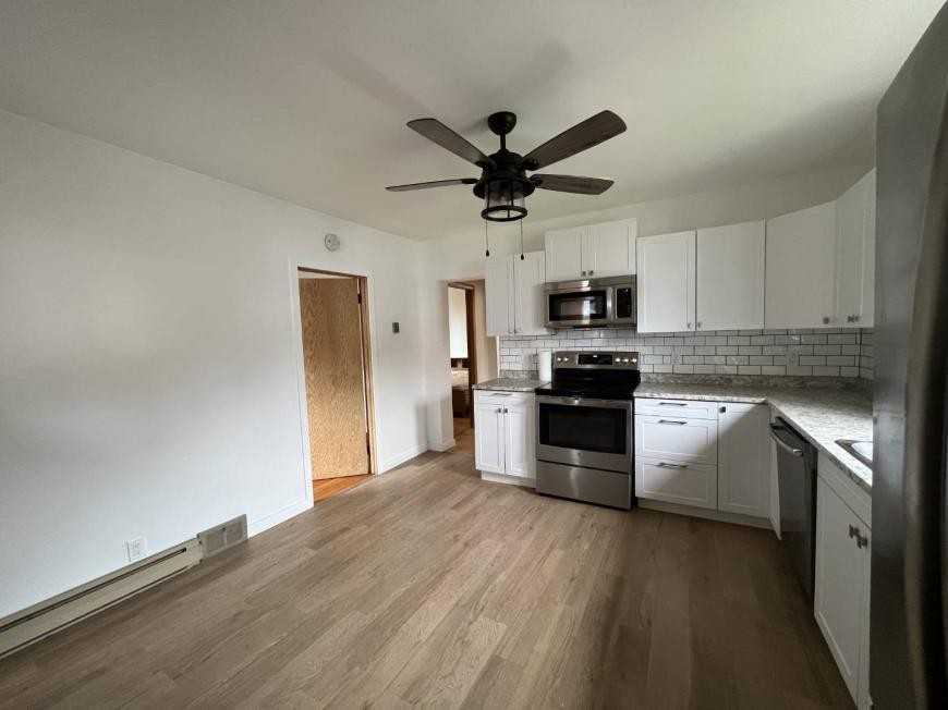 368 Dufferin St Fl Unit #Unit - Photo 3 of 10