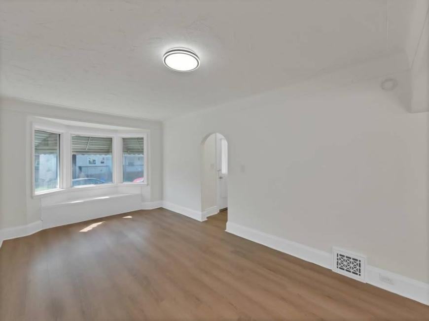 20 Edgar Street - Photo 3 of 10