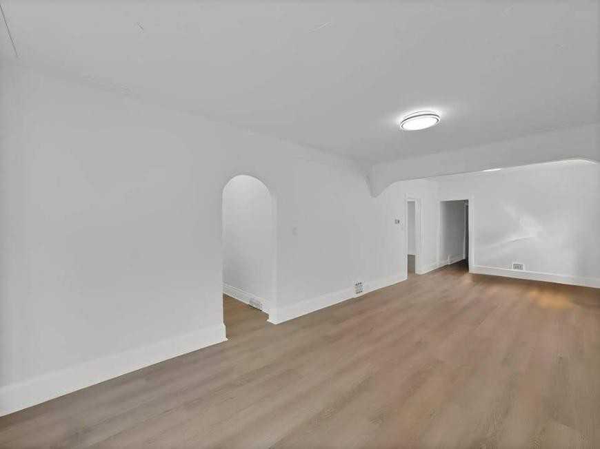 20 Edgar Street - Photo 4 of 10