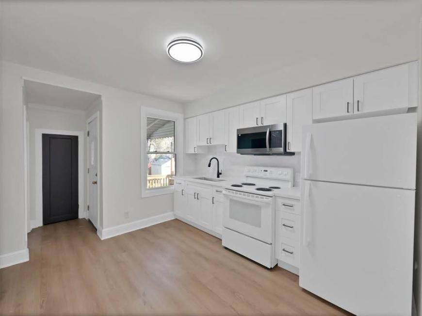 20 Edgar Street - Photo 7 of 10