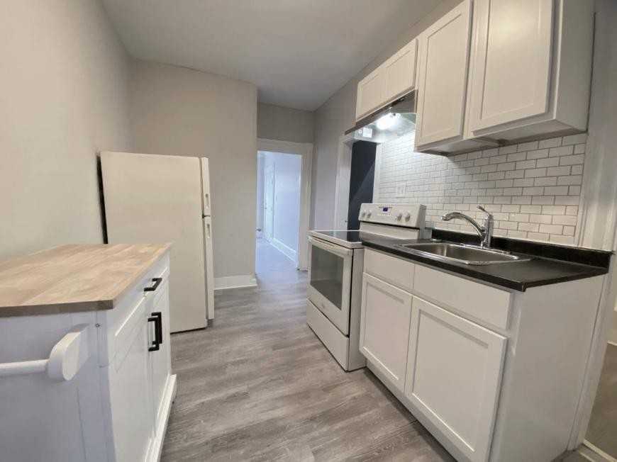 176 Main Street - Photo 3 of 7