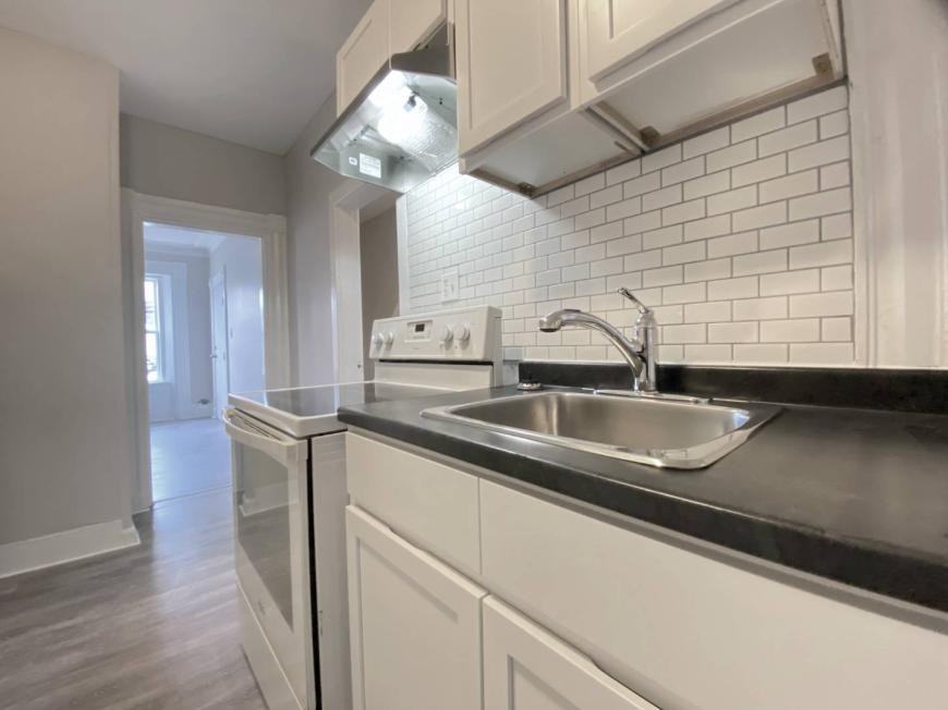 176 Main Street - Photo 4 of 7