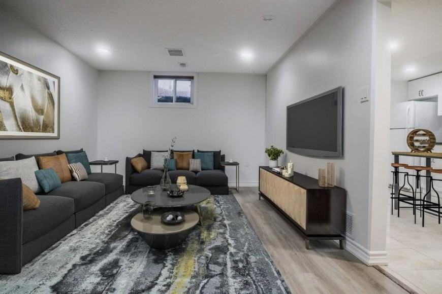 Hamilton - Photo 3 of 10